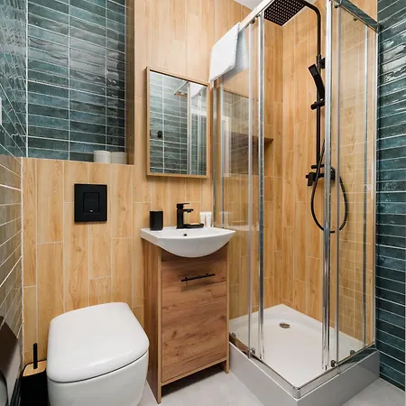 Apartamento Wola Smocza Comfort By Bookinghost