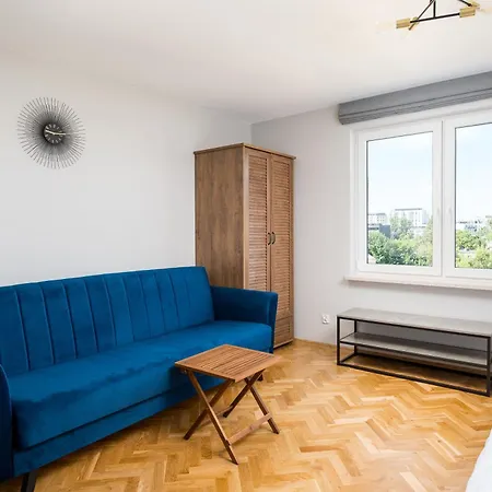 Apartamento Wola Smocza Comfort By Bookinghost *