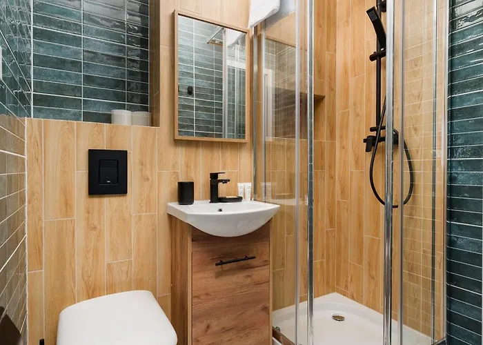 Apartment Wola Smocza Comfort By Bookinghost